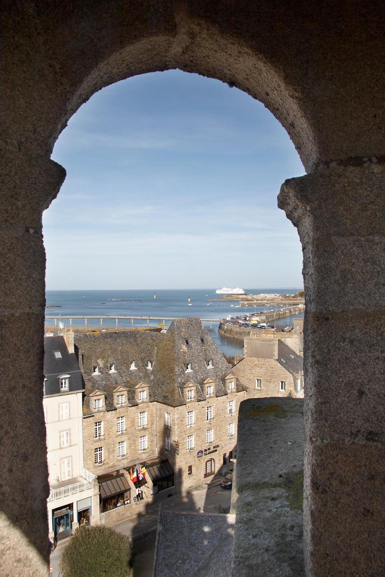Hotel Mercure Roscoff Bord De Mer Экстерьер фото